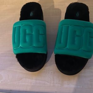 Ugg shoes